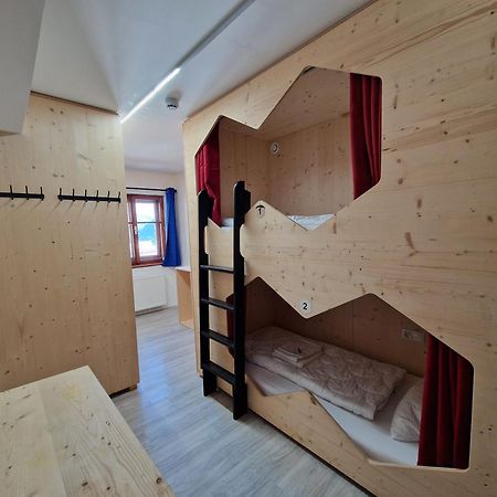 Stanton Hostel 장크트안톤암아를베르크 외부 사진