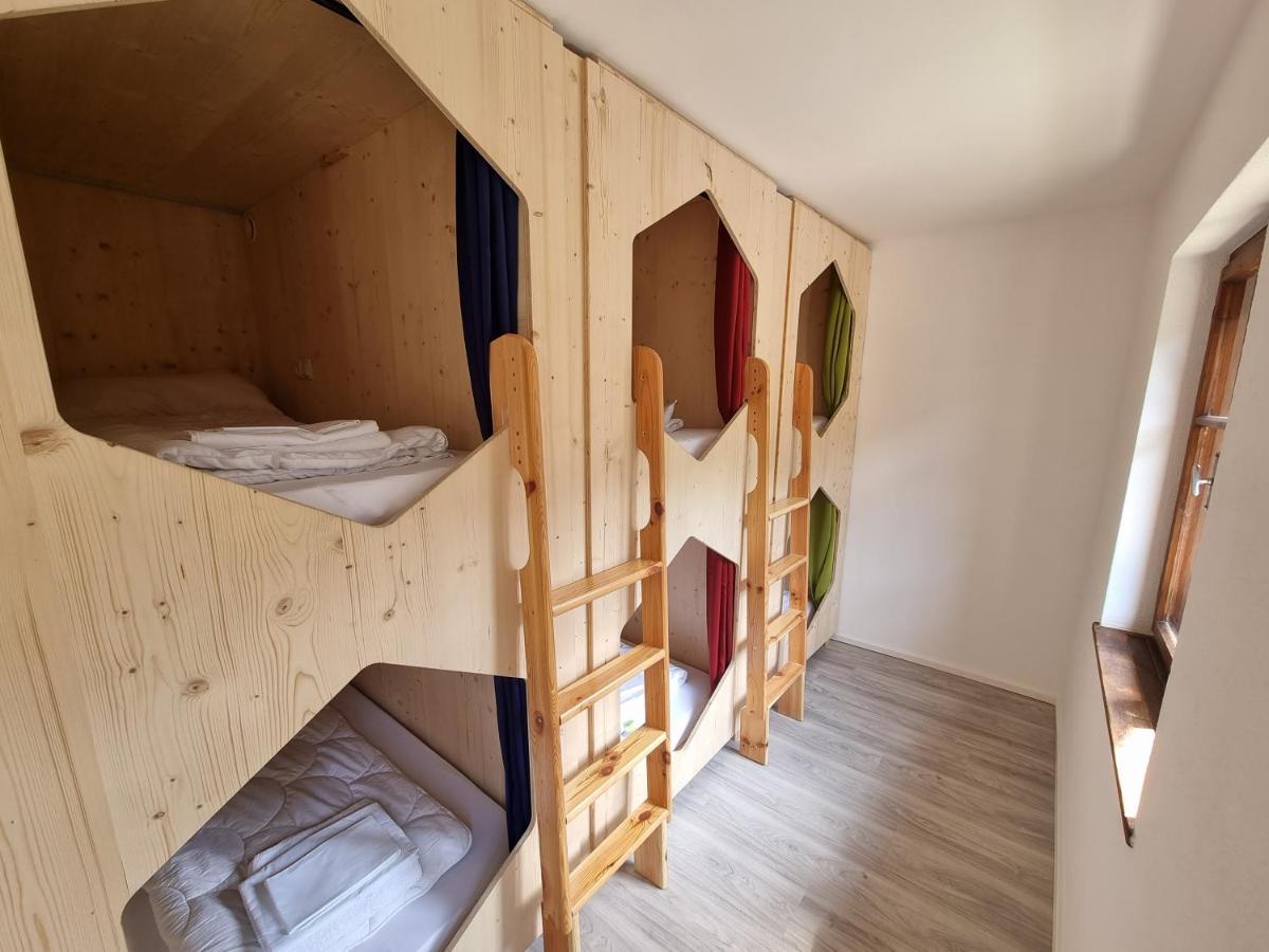 Stanton Hostel 장크트안톤암아를베르크 외부 사진