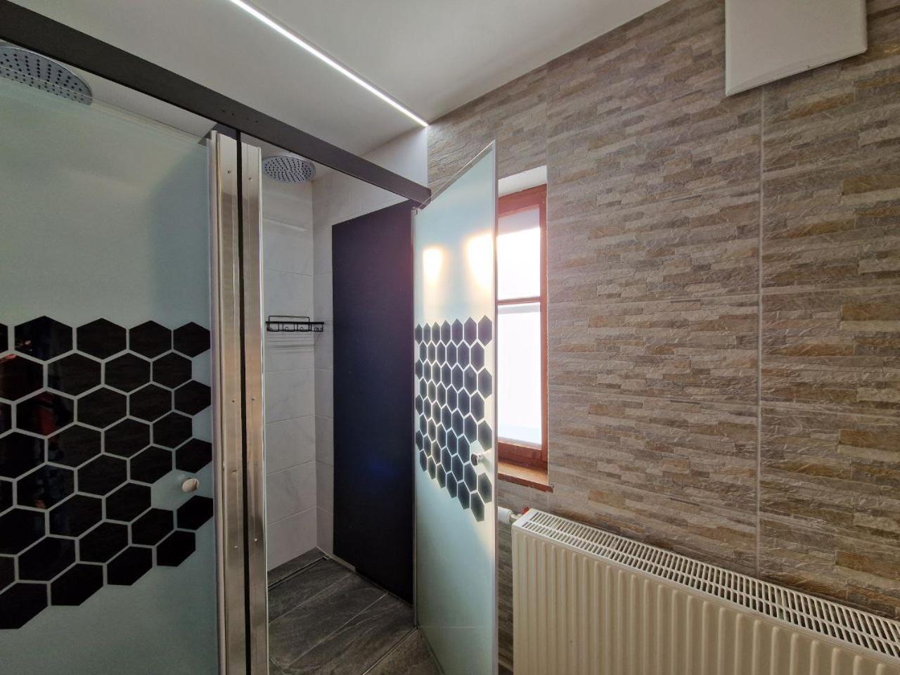 Stanton Hostel 장크트안톤암아를베르크 외부 사진