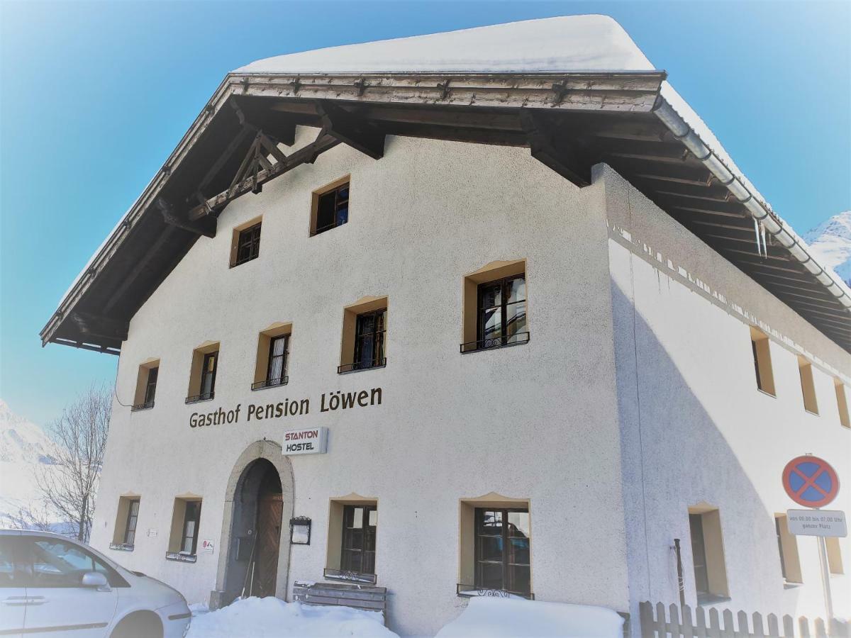 Stanton Hostel 장크트안톤암아를베르크 외부 사진